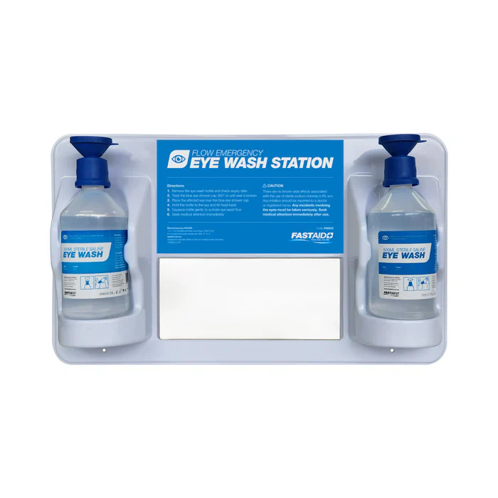 Emergency Eye Wash Station, Plastic Wall Mount